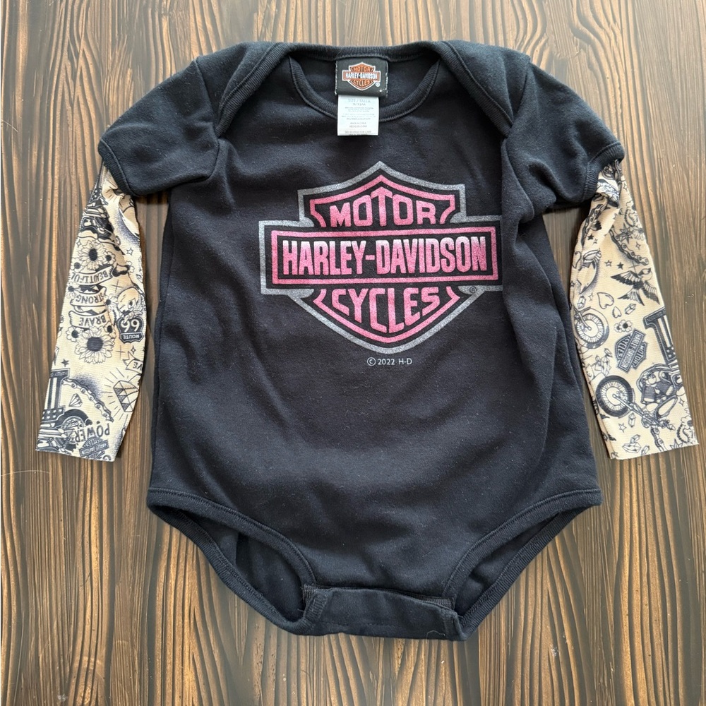 Baby’s Harley Davidson Onesie
Size: 9-12mos